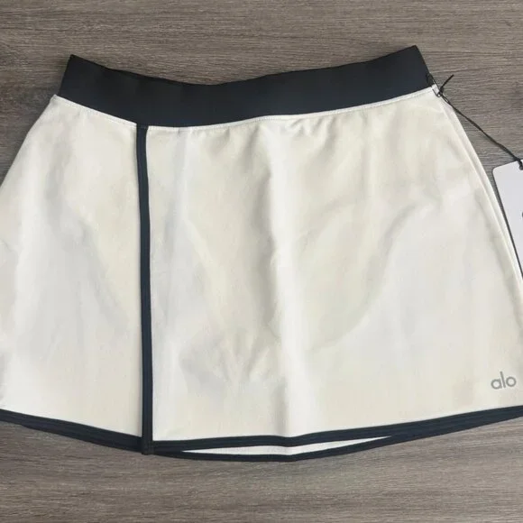 Alo Yoga Set Airbrush Streamlined Bra Tank And Airbrush Streamlined Skirt Auth - Picture 5 of 7